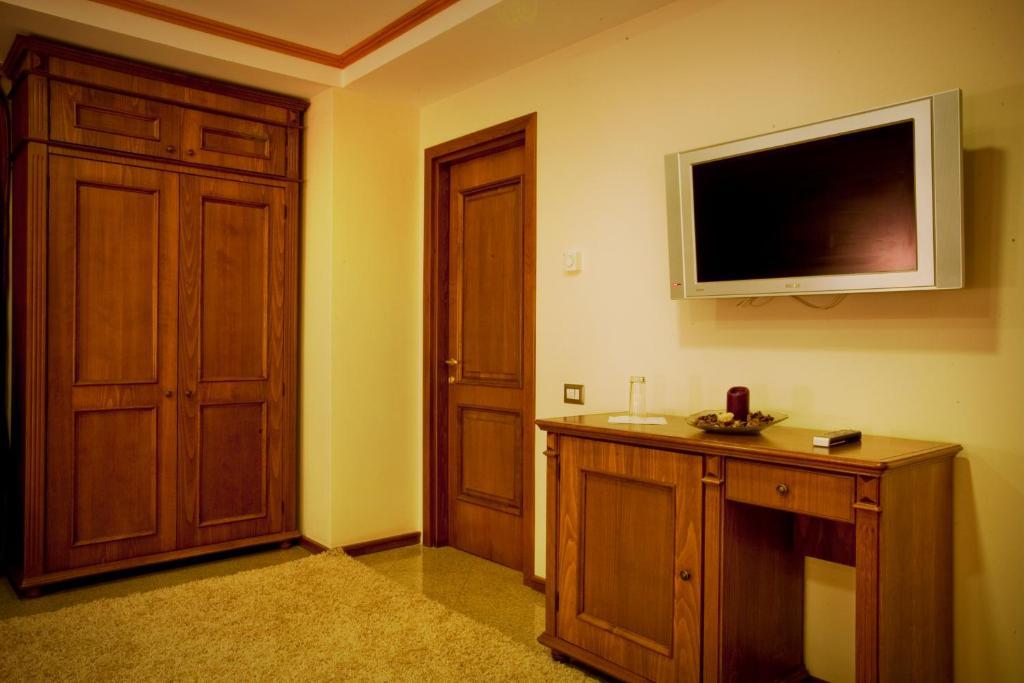 Hotel Dbh Bukurešť Pokoj fotografie