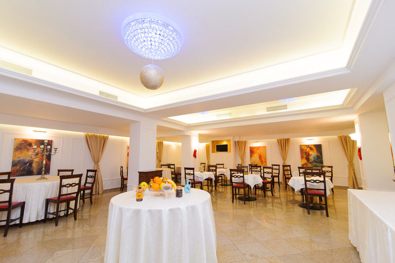 Hotel Dbh Bukurešť Exteriér fotografie