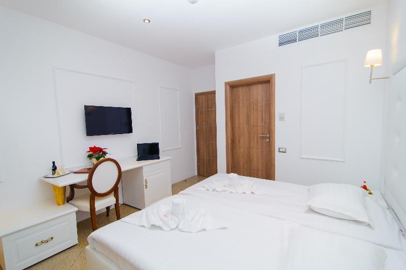 Hotel Dbh Bukurešť Exteriér fotografie