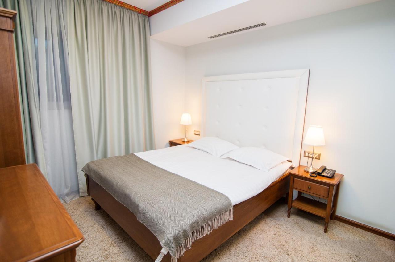 Hotel Dbh Bukurešť Exteriér fotografie